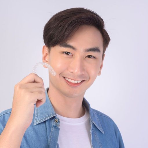 Featured image for straight-teeth-without-the-fuss-why-invisalign-is-changing-the-smile-game